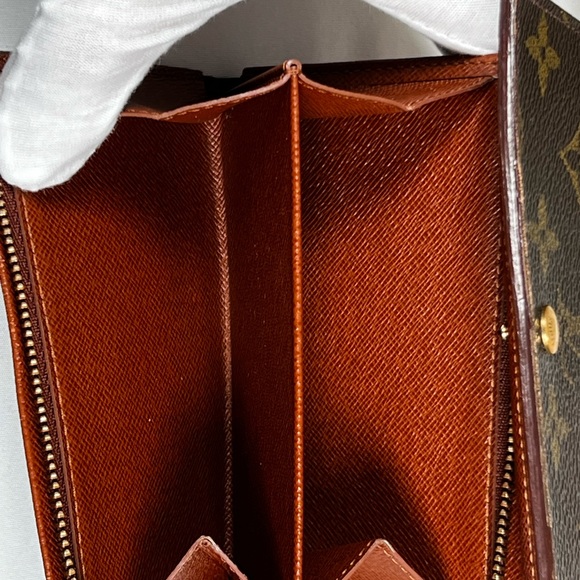 Louis Vuitton WOC— Vintage Porte-Monnaie Tresor Wallet- 2003 - Picture 11 of 16